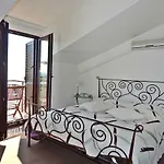 Rooms&apartments Star Apartament *